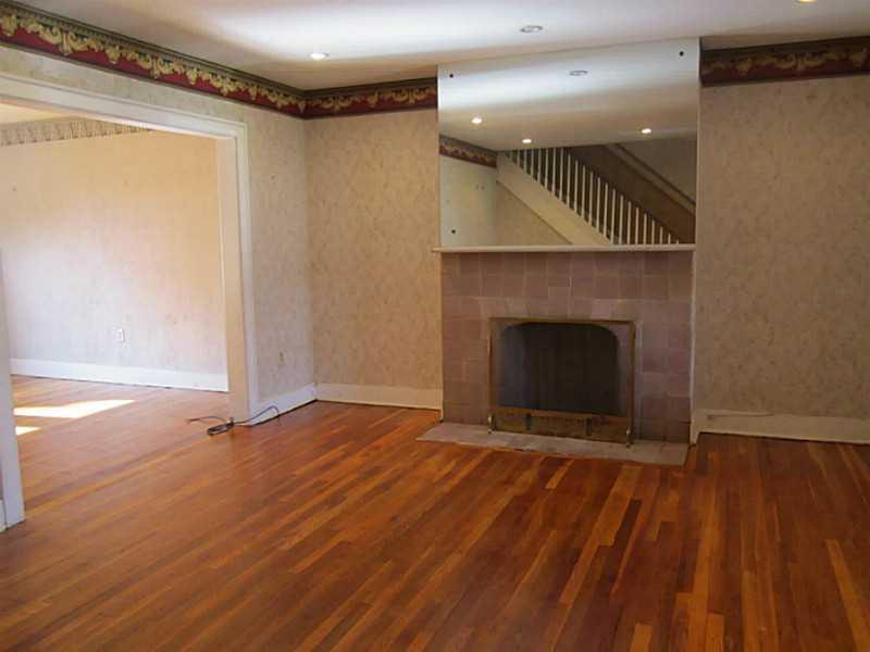 2332 Sherbrook Street Pittsburgh, PA 15217 - Photo 3 of 23