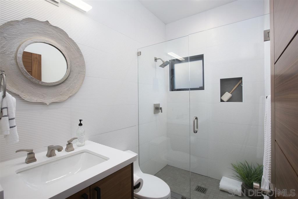 9455 Poole Street La Jolla, CA 92037 - Photo 22 of 25