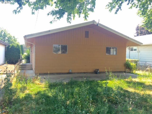 435 West College Street Athena, OR 97813 - Photo 10 of 19