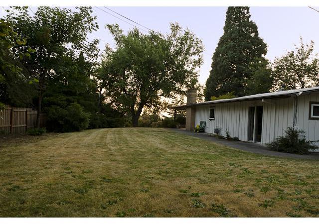 9075 Northwest Cornell Road Portland, OR 97229 - Photo 15 of 16 Gallery Image 15