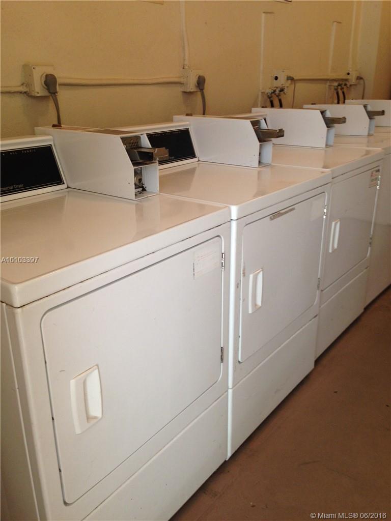 8261 Southwest 128th Street, Unit 204 Pinecrest, FL 33156 - Photo 8 of 9