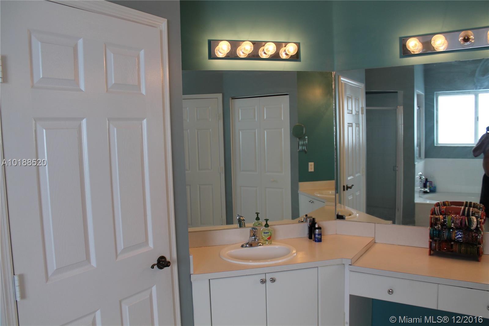 2456 Southeast 19th Court Homestead, FL 33035 - Photo 20 of 25