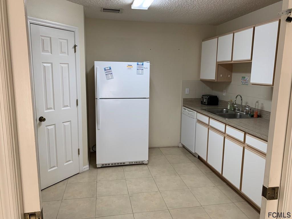 102 Rae Drive Palm Coast, FL 32164 - Photo 2 of 7 Gallery Image 2