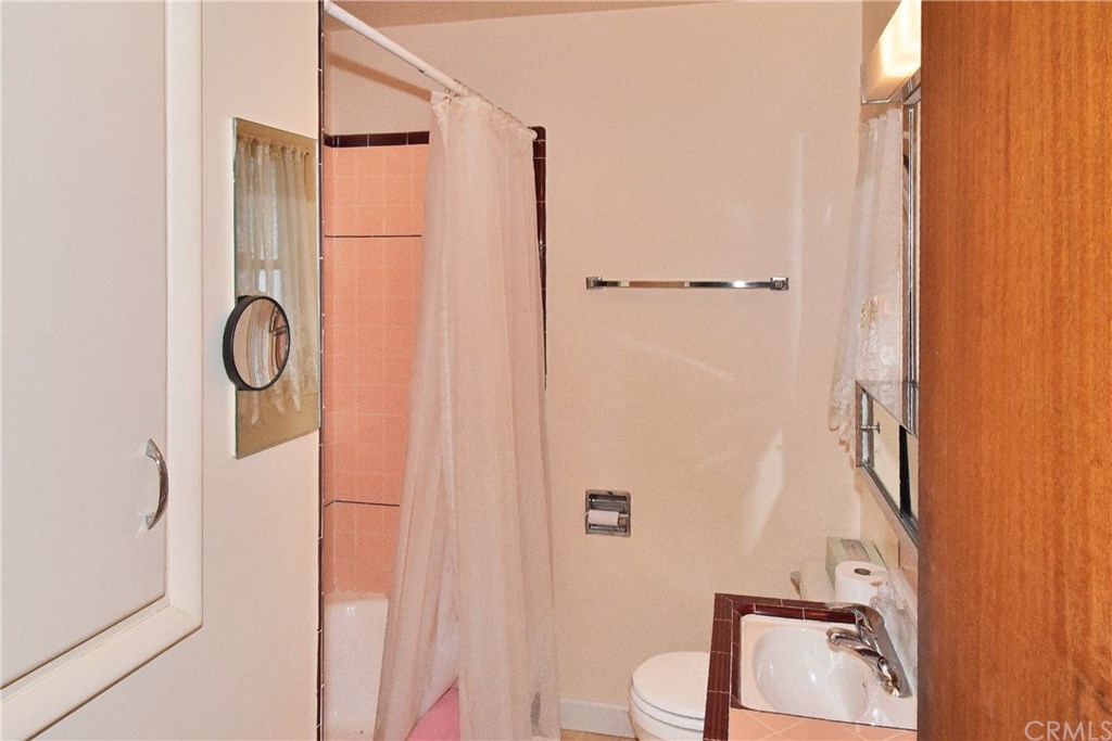 998 Pacific Avenue Cayucos, CA 93430 - Photo 16 of 23