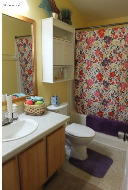 68350 Oceanic Road North Bend, OR 97459 - Photo 17 of 20 Gallery Image 17