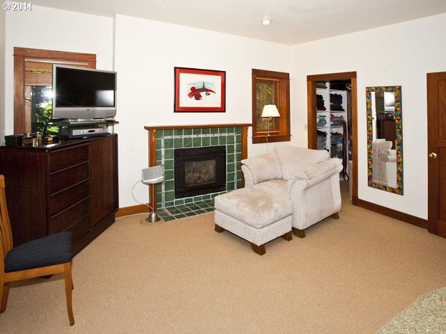9437 Northwest Germantown Road Portland, OR 97231 - Photo 10 of 16