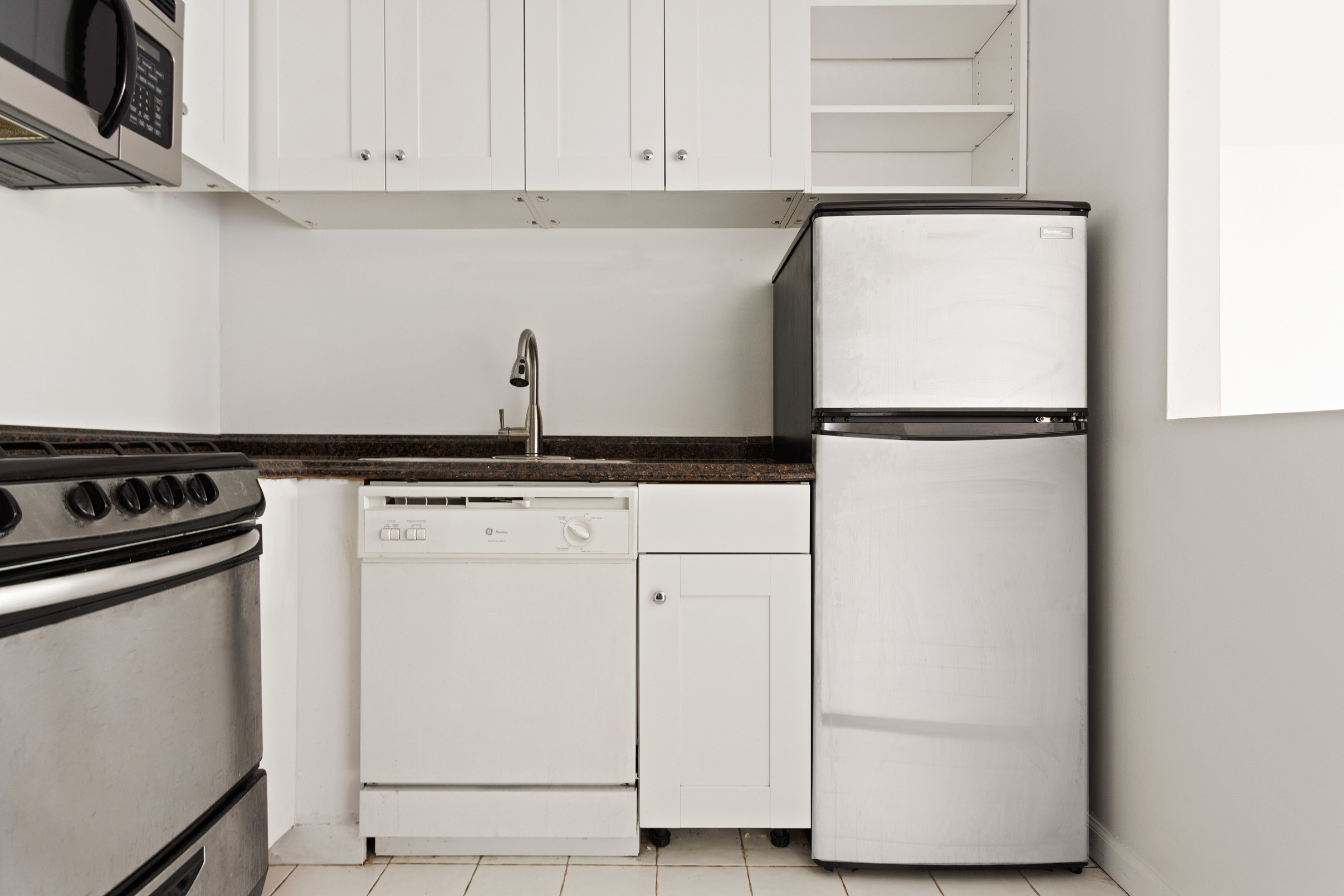 222 West 14th Street, Unit 5D Manhattan, NY 10011 - Photo 7 of 11