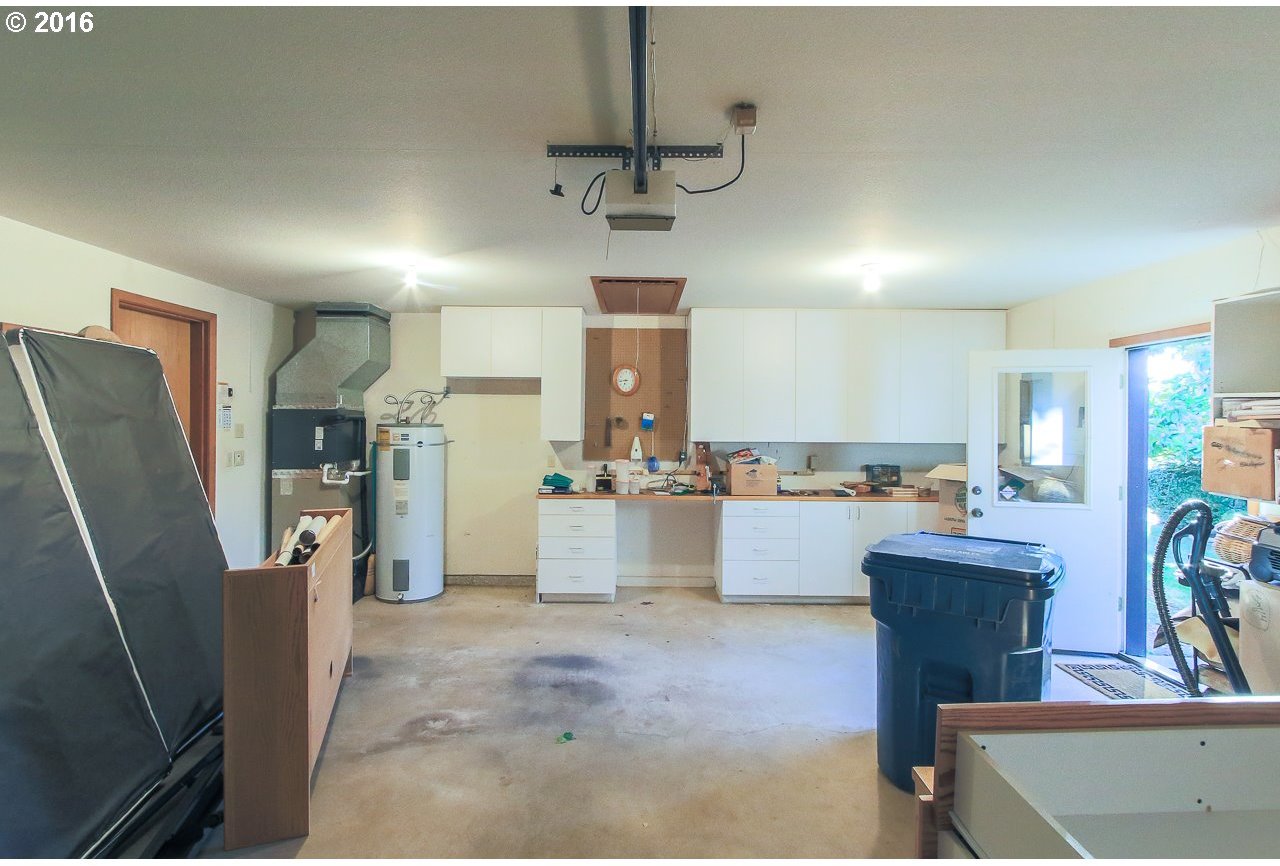 11462 Steinkamp Road Southeast Aumsville, OR 97325 - Photo 11 of 24 Gallery Image 11