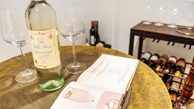 707 Esplanade, Unit B Redondo Beach, CA 90277 - Photo 32 of 39