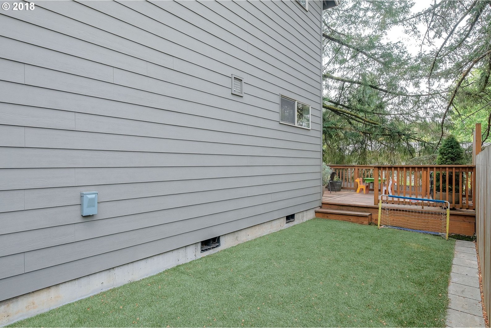 8211 Southwest Oleson Road Portland, OR 97223 - Photo 11 of 23 Gallery Image 11
