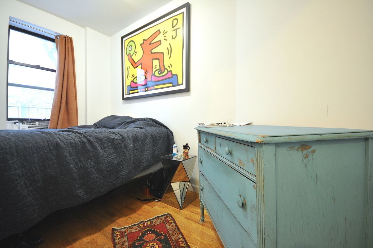 218 Thompson Street, Unit 22 Manhattan, NY 10012 - Photo 2 of 4