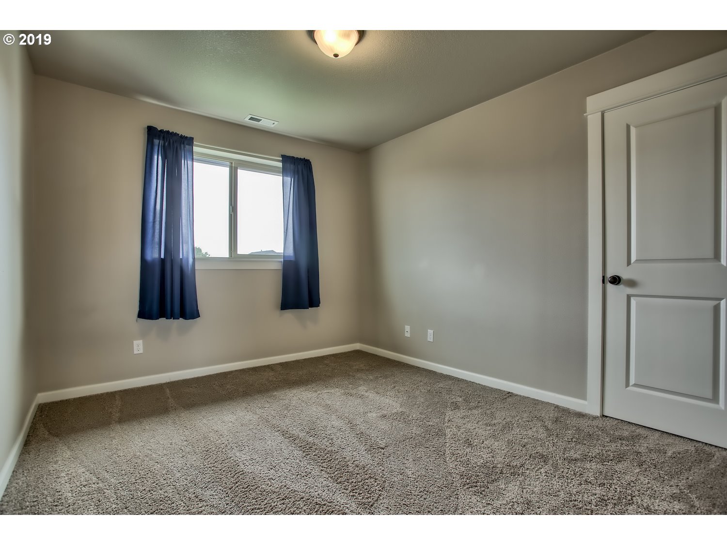574 Prairie Street Woodburn, OR 97071 - Photo 22 of 28