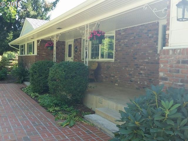 3586 Melrose Road Roseburg, OR 97471 - Photo 2 of 16 Gallery Image 2