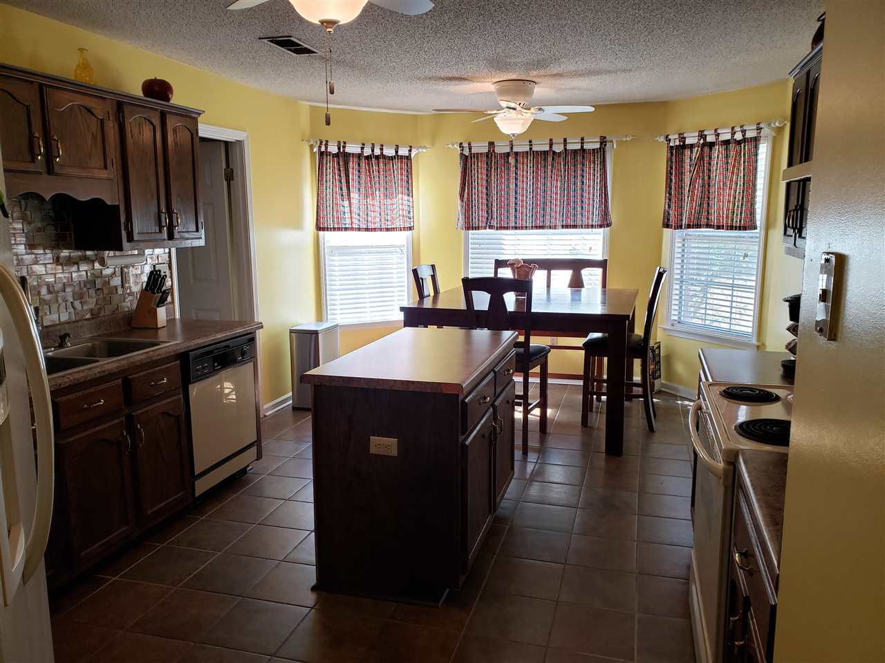 3993 Powder Mill Road Memphis, TN 38125 - Photo 4 of 15 Gallery Image 4