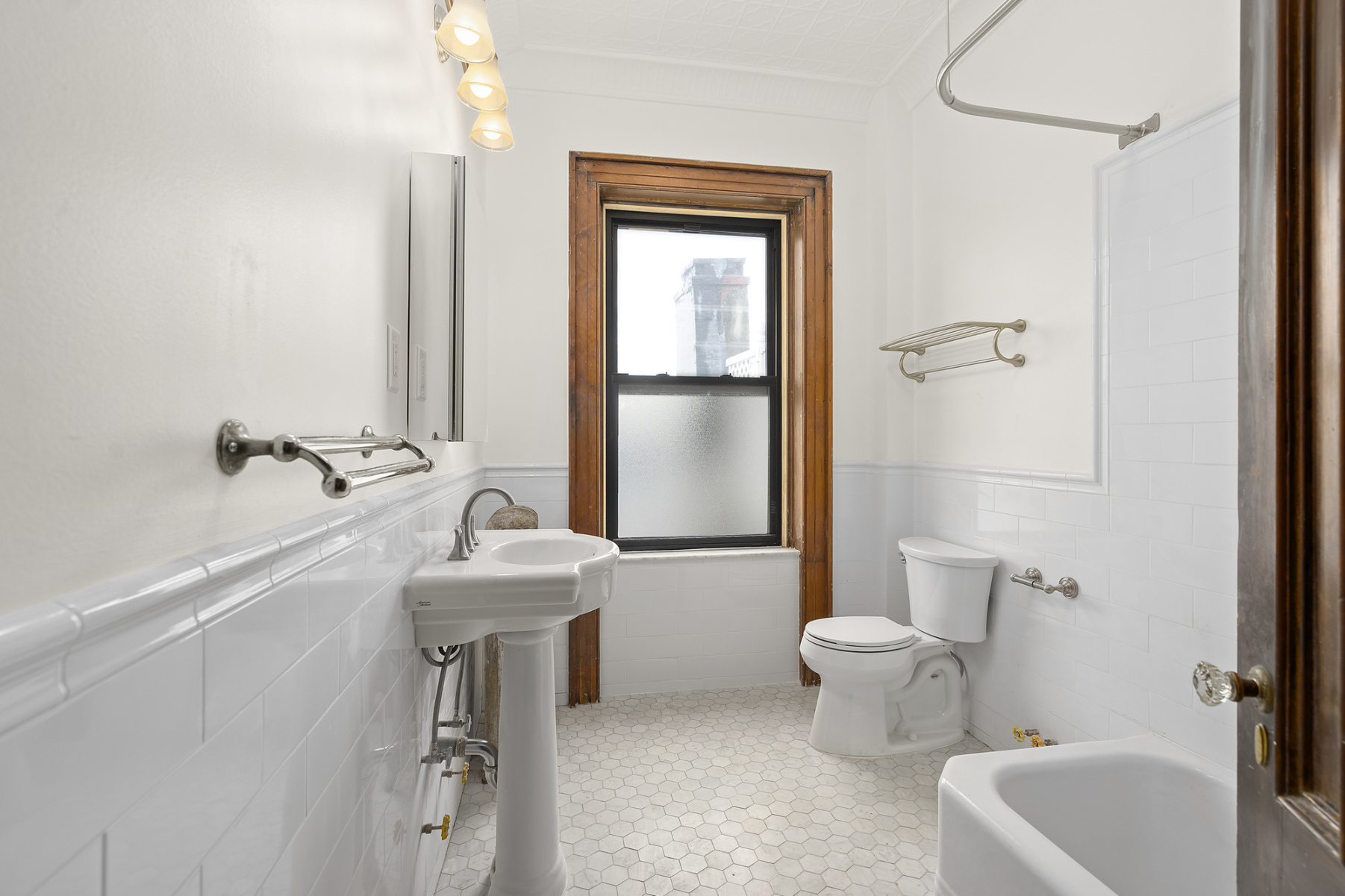 419 Clinton Avenue, Unit 2 Brooklyn, NY 11238 - Photo 7 of 11