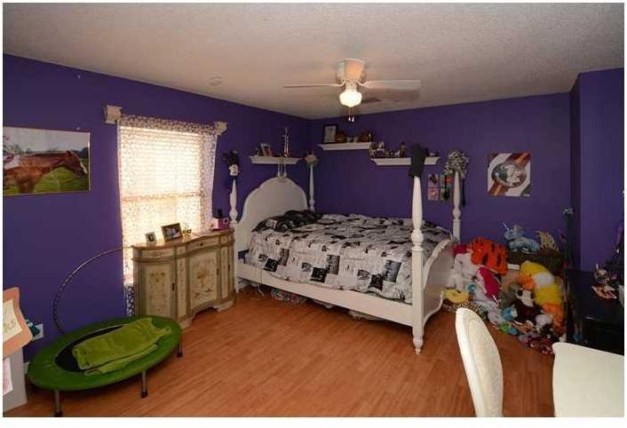 3230 Overlook Road Davie, FL 33328 - Photo 18 of 23