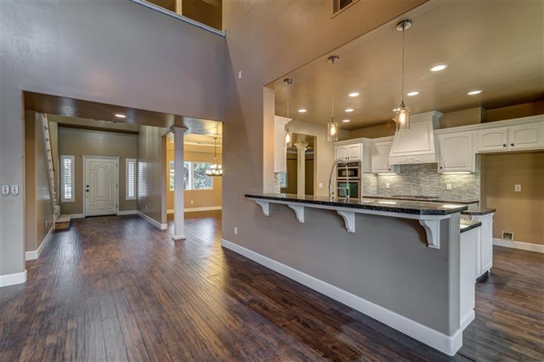 19481 Padron Court Bakersfield, CA 93314 - Photo 10 of 20