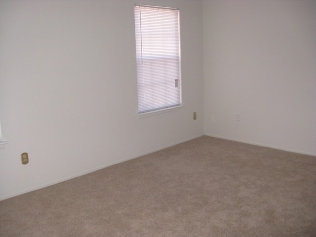 186 Federal Road Galloway Township, NJ 08205 - Photo 2 of 7 Gallery Image 2