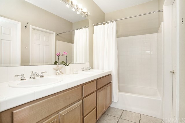 19 Garrison Loop Ladera Ranch, CA 92694 - Photo 12 of 24