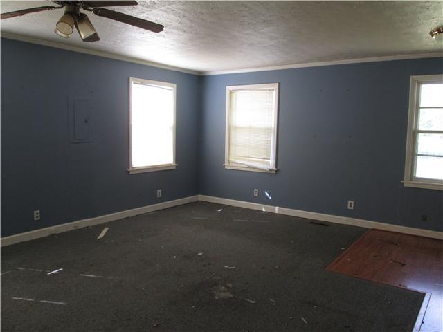 1032 River Barfield Road Murfreesboro, TN 37128 - Photo 5 of 19 Gallery Image 5