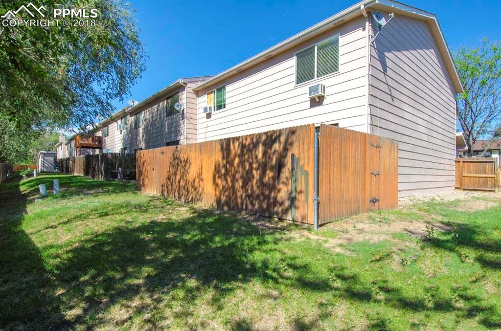 2482 Astrozon Circle Colorado Springs, CO 80916 - Photo 4 of 24