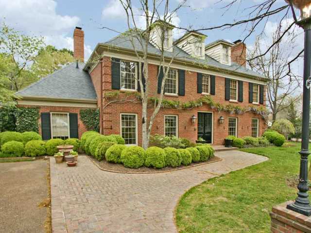 Traditional Elegance, Lovely, All Brick, Stately Home on a Quiet Cove!