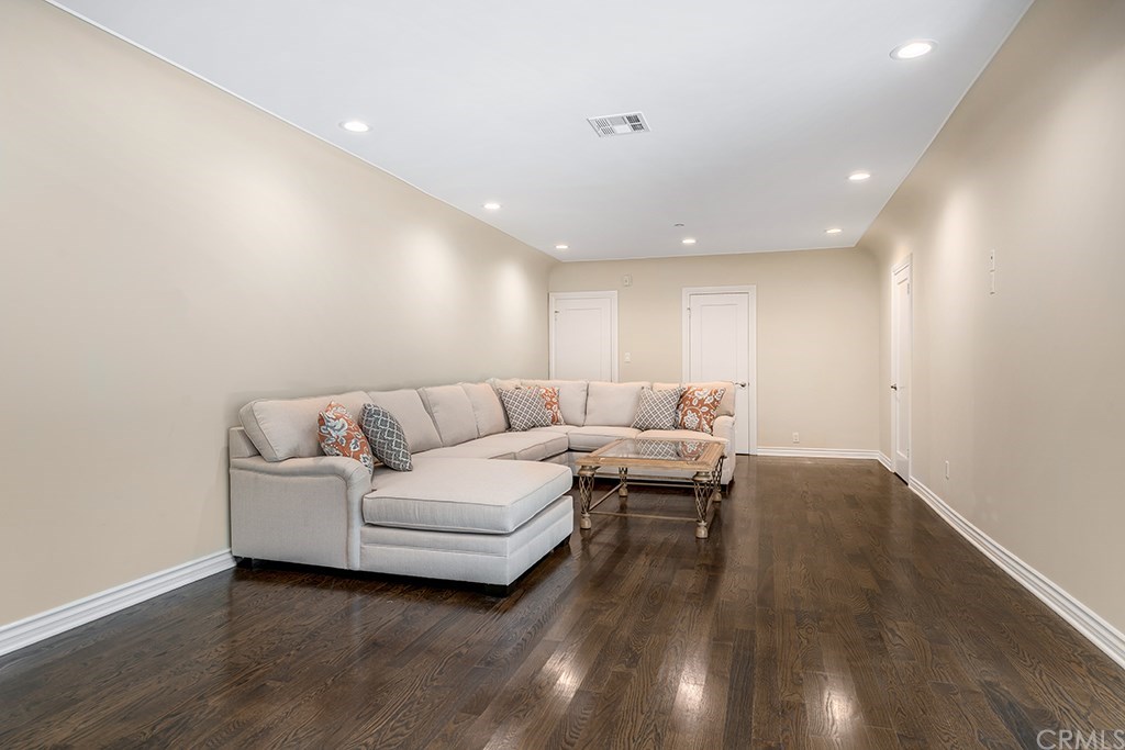 2000 Lorain Road San Marino, CA 91108 - Photo 10 of 27