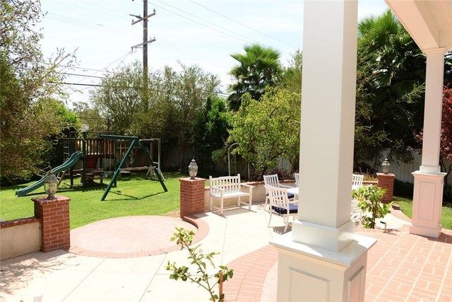 $1,200,000 | 3918 Elm Avenue, Long Beach, CA 90807