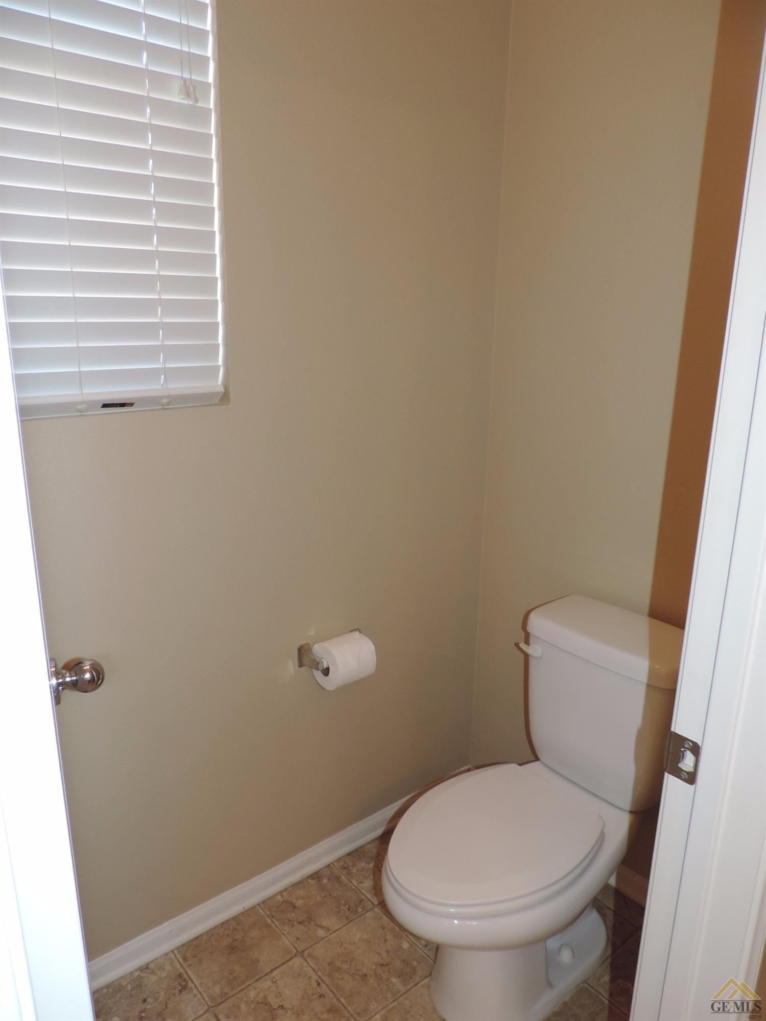 12302 Rambler Avenue Bakersfield, CA 93312 - Photo 23 of 31