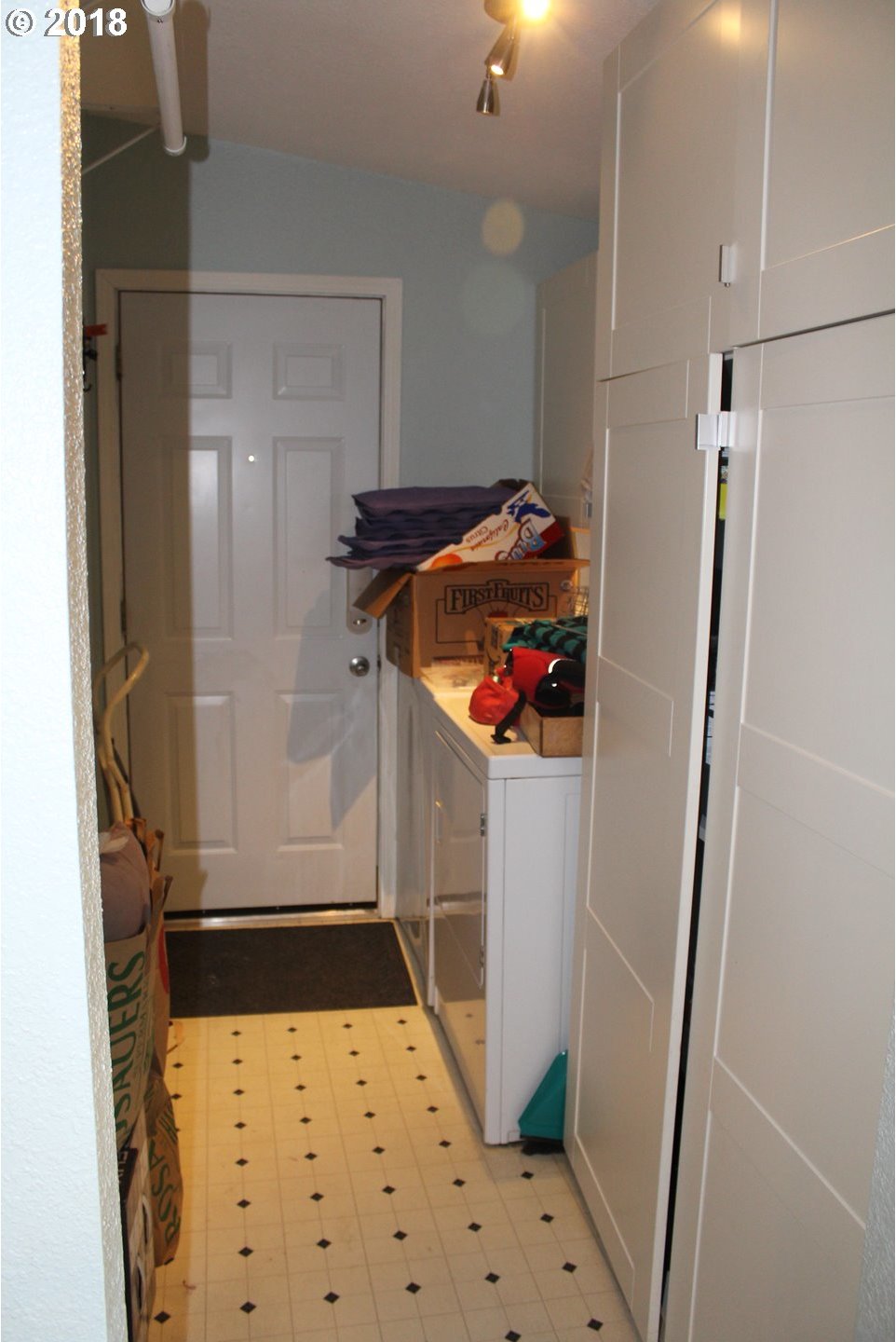 3719 Mud Alley Road Hood River, OR 97031 - Photo 14 of 25 Gallery Image 14