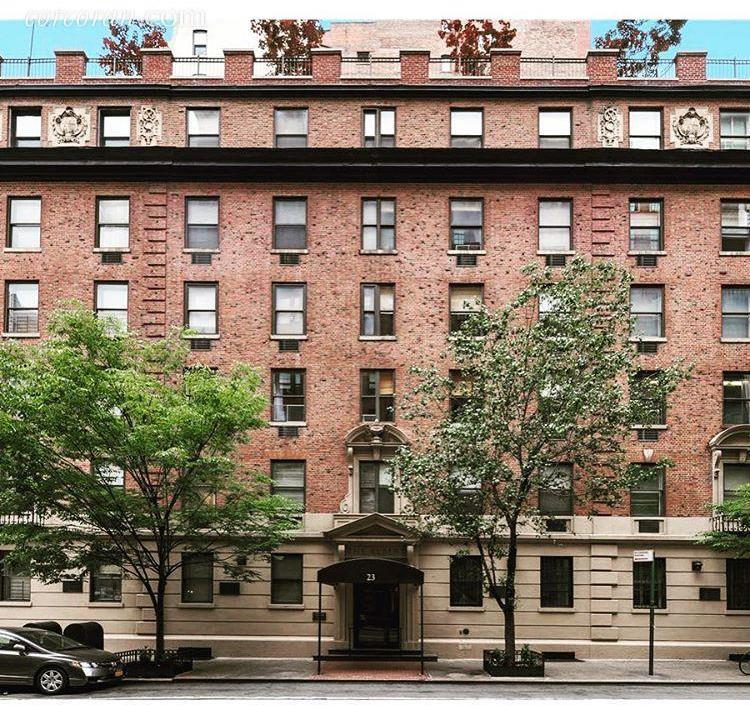 The Albert 23 E 10th St, Manhattan, NY 10003 - Photo 4 of 21