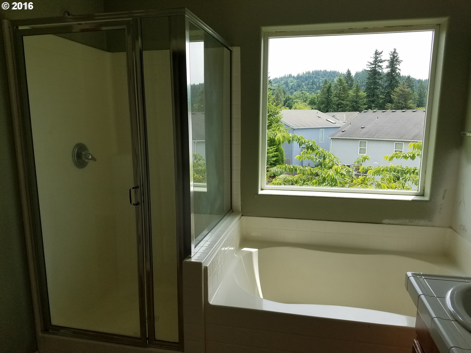 2024 Southwest 34th Street Gresham, OR 97080 - Photo 8 of 18 Gallery Image 8