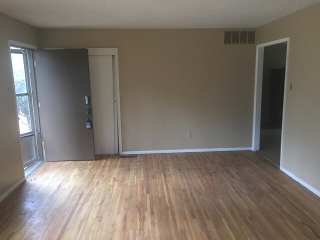 5717 Hilltop Road Memphis, TN 38135 - Photo 8 of 20 Gallery Image 8