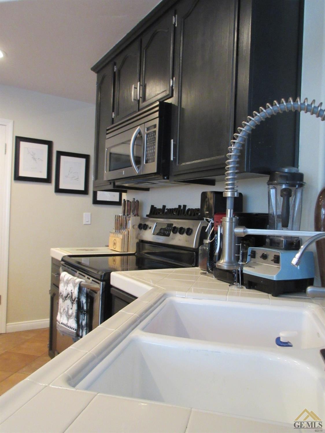 5707 Summer Country Drive Bakersfield, CA 93313 - Photo 9 of 27