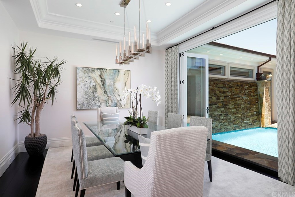 4521 Roxbury Road Corona del Mar, CA 92625 - Photo 8 of 40