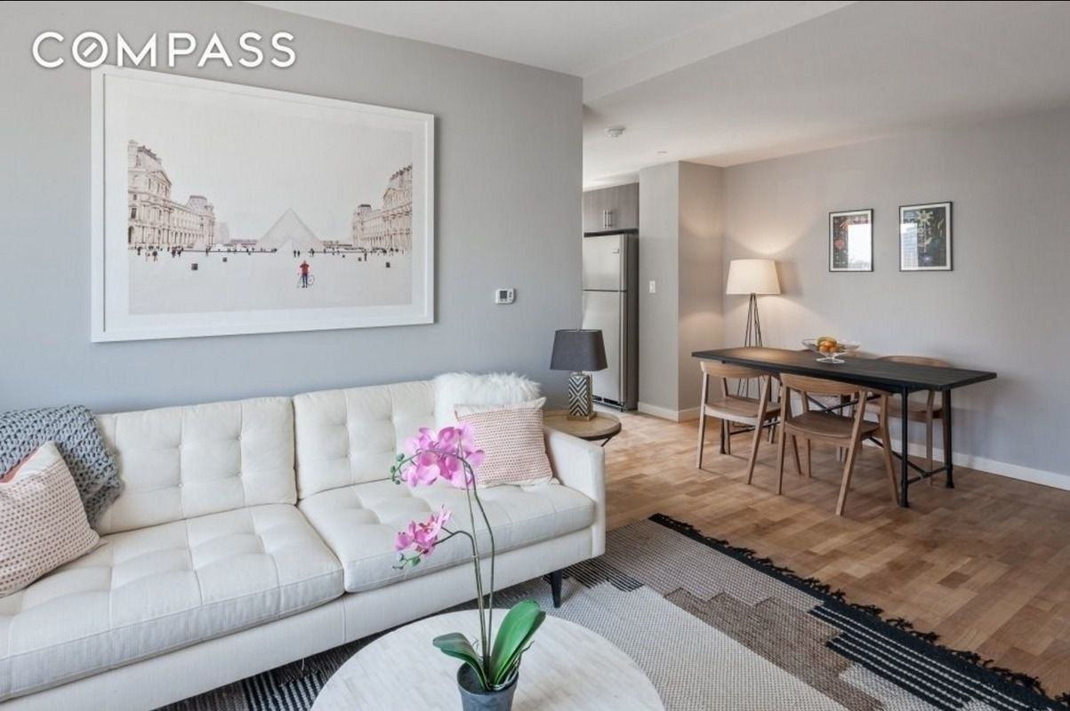 44-72 11th Street, Unit AA310 Queens, NY 11101 - Photo 2 of 11