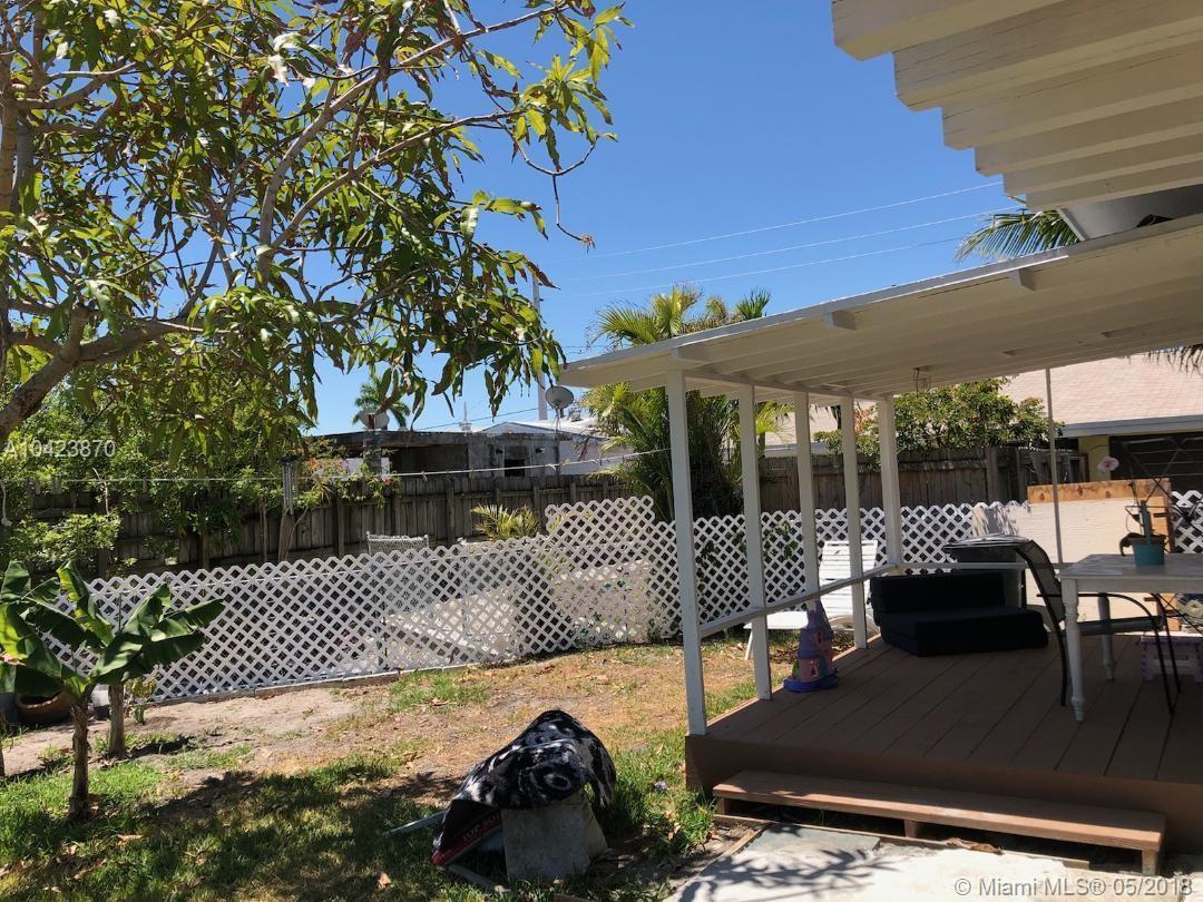 1074 Southwest 2nd Street Hallandale, FL 33009 - Photo 25 of 26