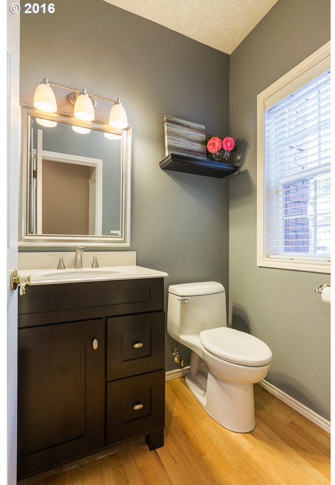 1341 Northwest Mayfield Road Portland, OR 97229 - Photo 9 of 27 Gallery Image 9