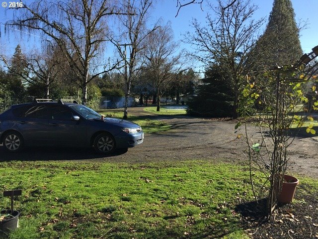 793 River Bend Road Roseburg, OR 97471 - Photo 2 of 19 Gallery Image 2