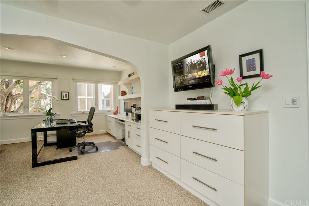 60 63rd Place Long Beach, CA 90803 - Photo 37 of 53