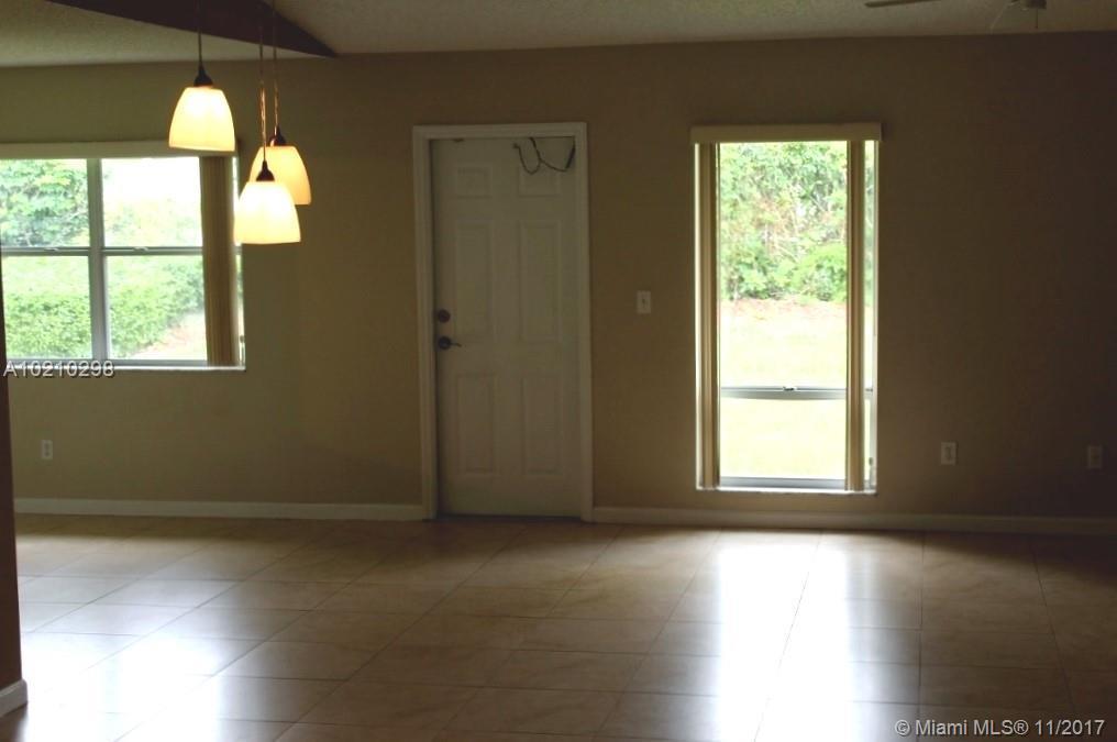 2582 Southeast 7th Court Homestead, FL 33033 - Photo 25 of 30