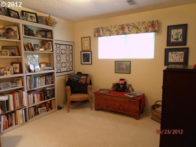 769 Soldier Creek Road Grants Pass, OR 97526 - Photo 9 of 16 Gallery Image 9