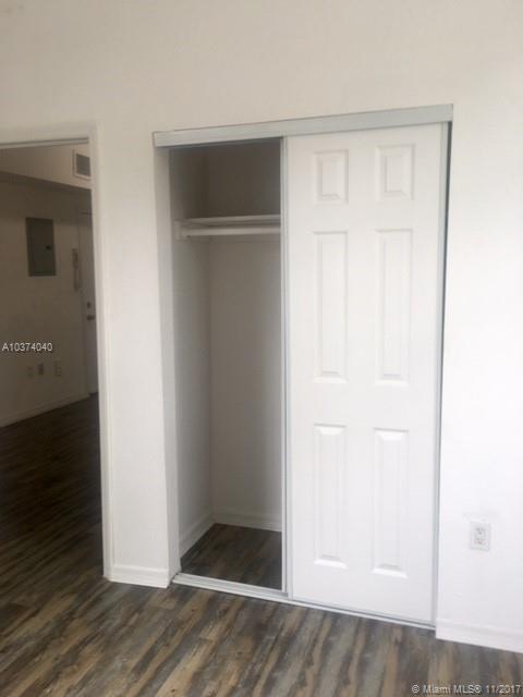 629 Southwest 10th Avenue, Unit 1 Miami, FL 33130 - Photo 4 of 7