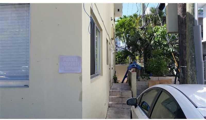 1601 Bay Road, Unit 8 Miami Beach, FL 33139 - Photo 3 of 28