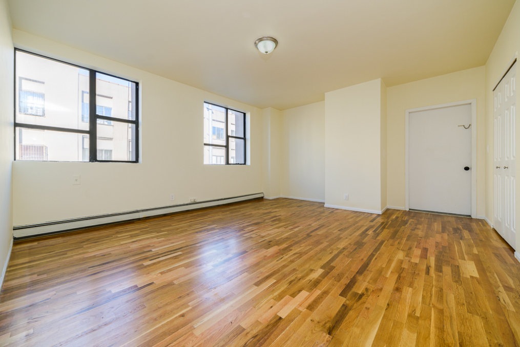 272 Willoughby Avenue, Unit 2L Brooklyn, NY 11205 - Photo 3 of 10