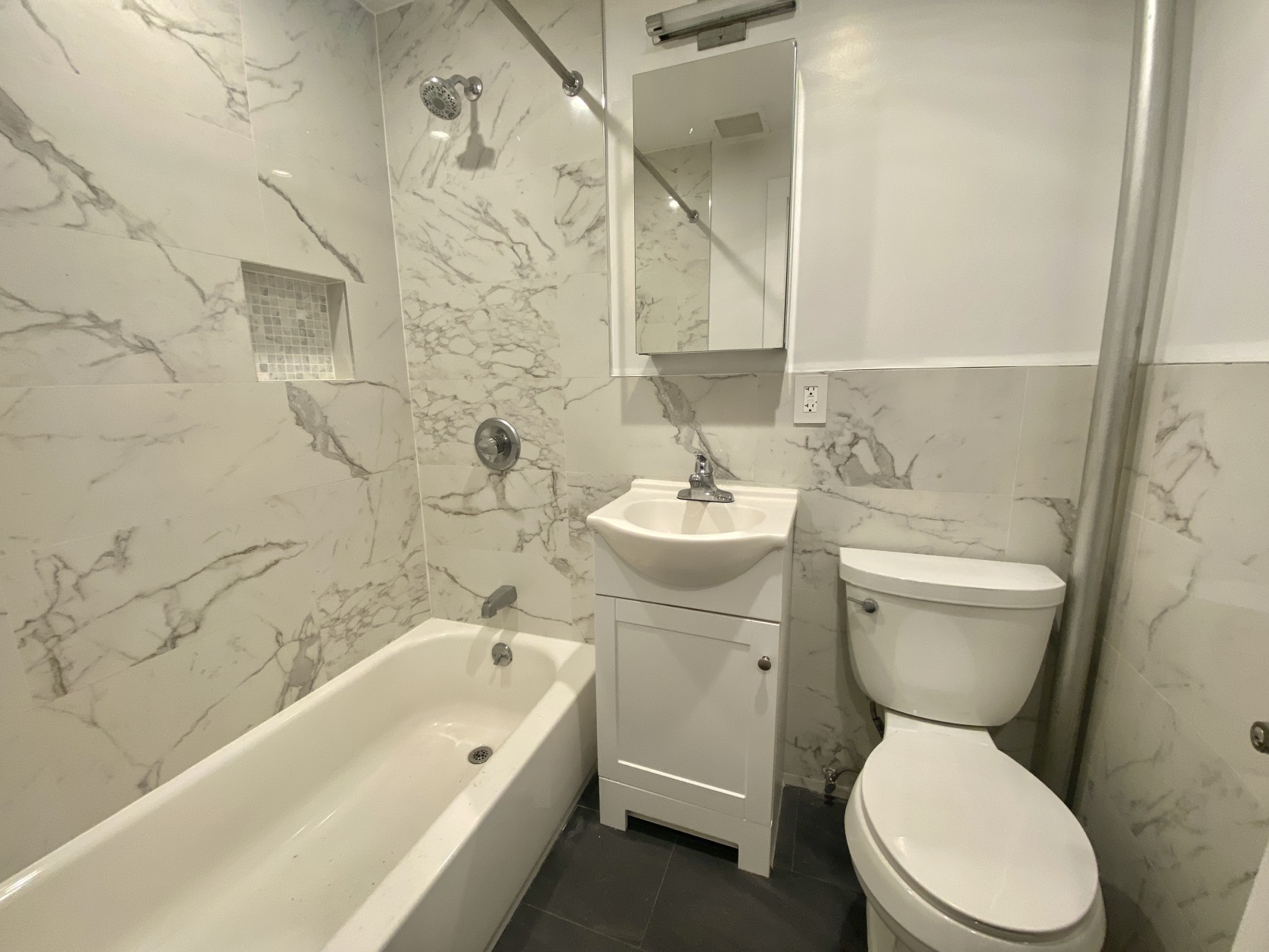 39 A Gramercy Park North, Unit 4C Manhattan, NY 10010 - Photo 5 of 7