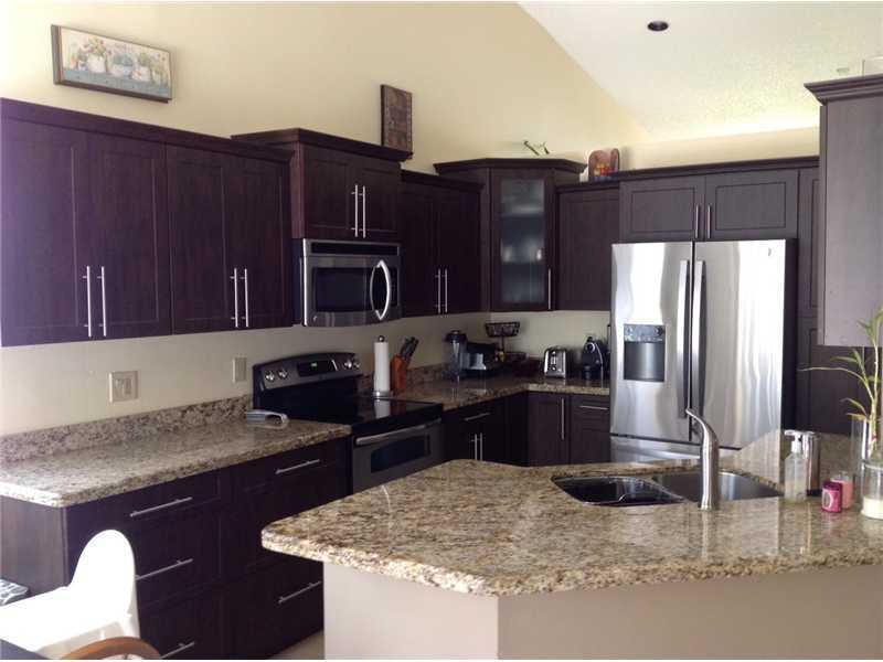 716 Falling Water Road Weston, FL 33326 - Photo 6 of 15