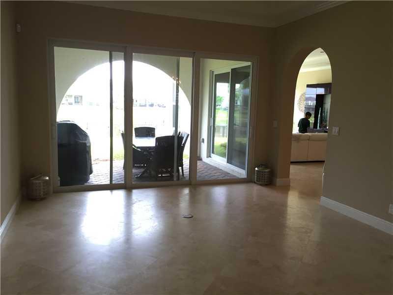 Heron Bay Parkland, FL 33076 - Photo 14 of 25