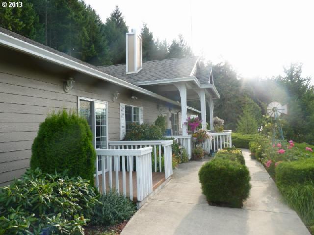 1816 Ridge View Drive Sutherlin, OR 97479 - Photo 12 of 16