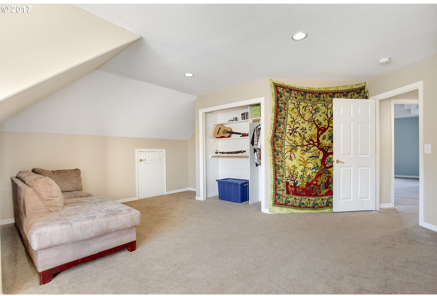 12873 Southwest Ridgefield Lane Portland, OR 97223 - Photo 21 of 32 Gallery Image 21